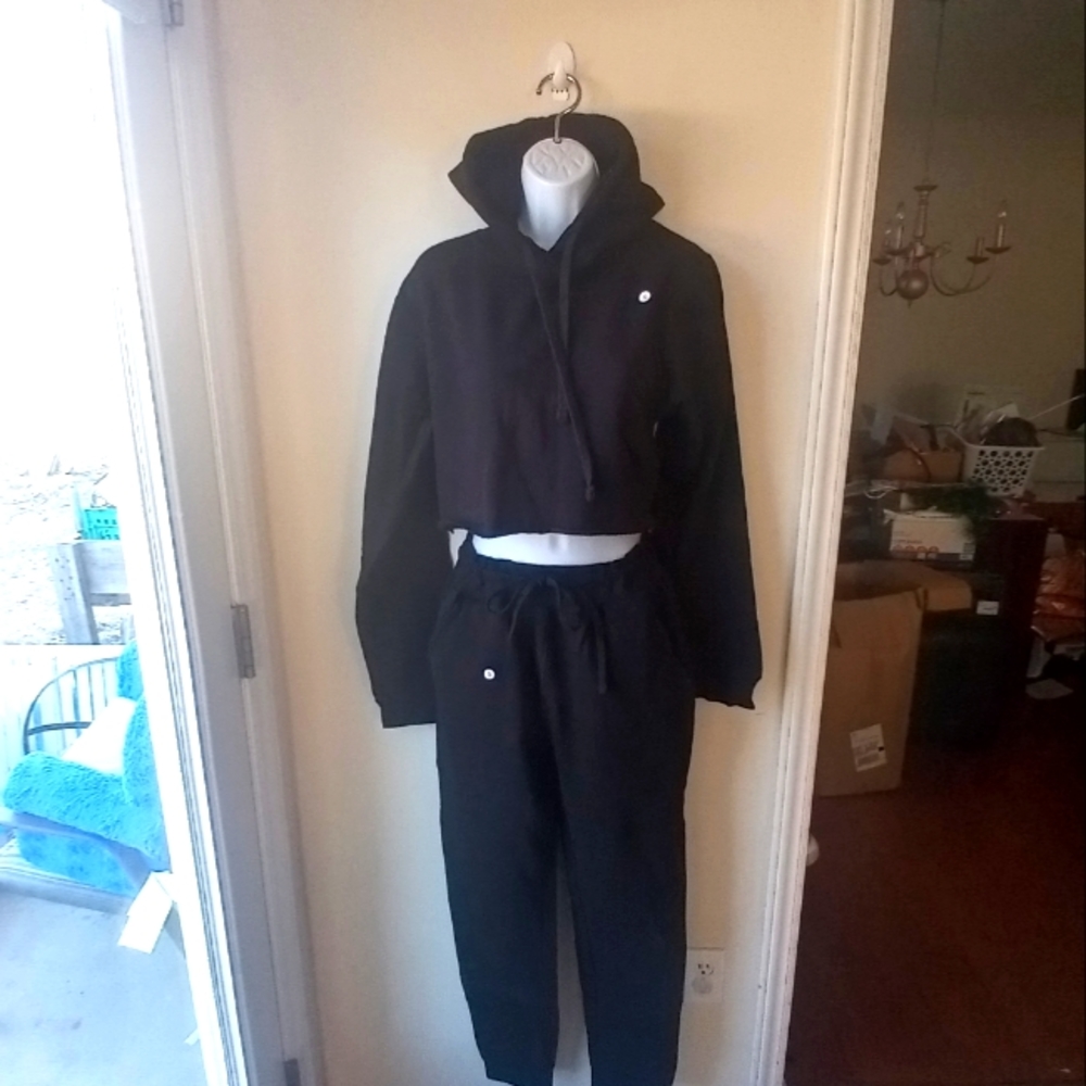 Black Crop Sweatsuit